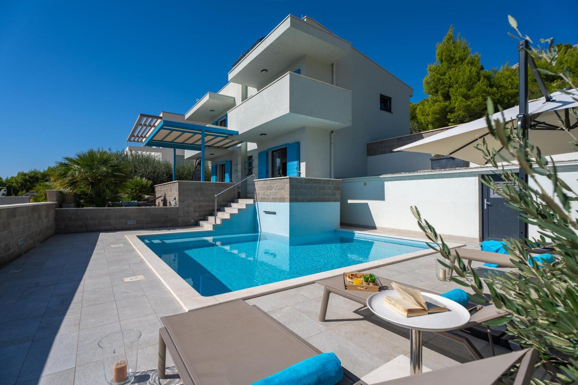 Villa Allegra With 32Msq Heated Pool, 300M Far From Sandy Beaches, Open Sea View Omiš Exterior foto