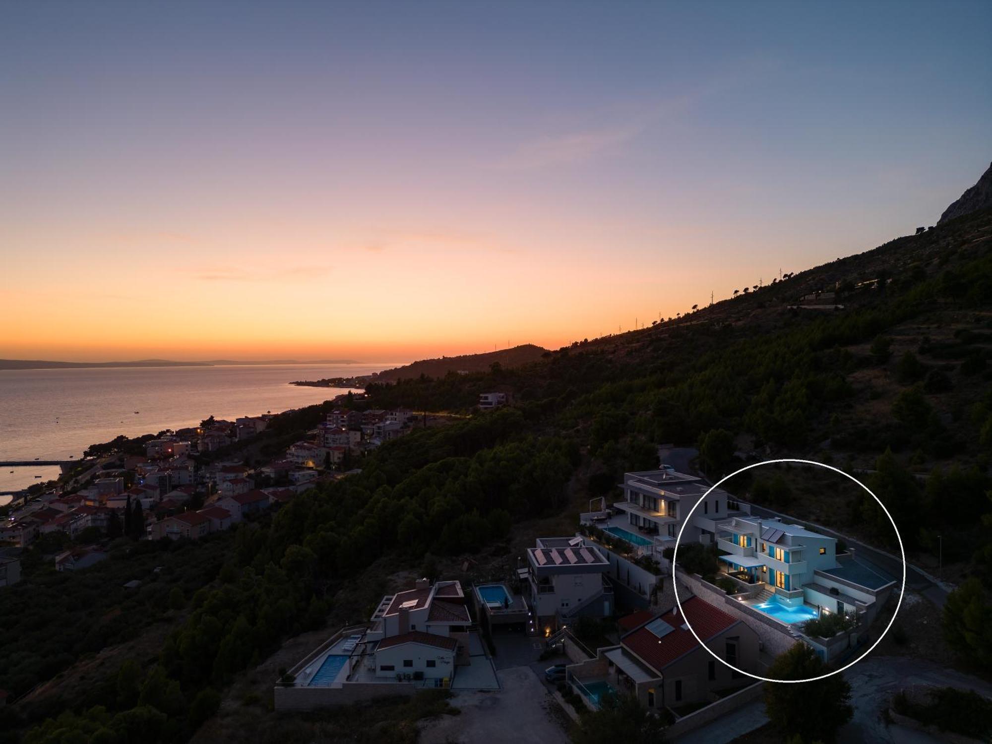 Villa Allegra With 32Msq Heated Pool, 300M Far From Sandy Beaches, Open Sea View Omiš Exterior foto